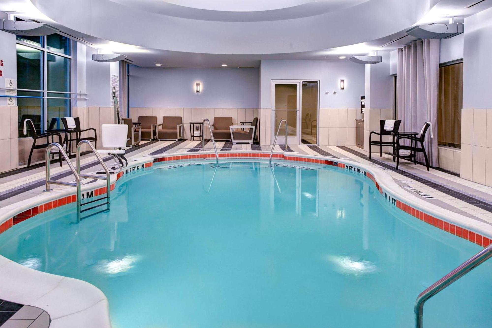 Hampton Inn & Suites By Hilton Atlanta Perimeter Данвуди Экстерьер фото
